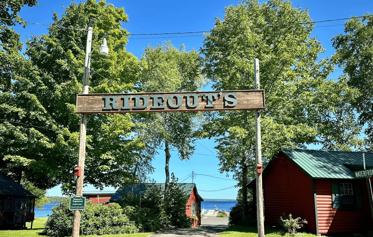 Rideouts welcome sign